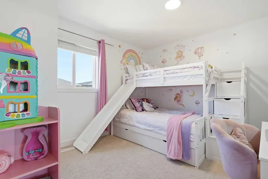 158 Creekstone Passage SW Calgary AB T2X 4R3