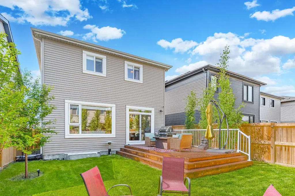 158 Creekstone Passage SW Calgary AB T2X 4R3