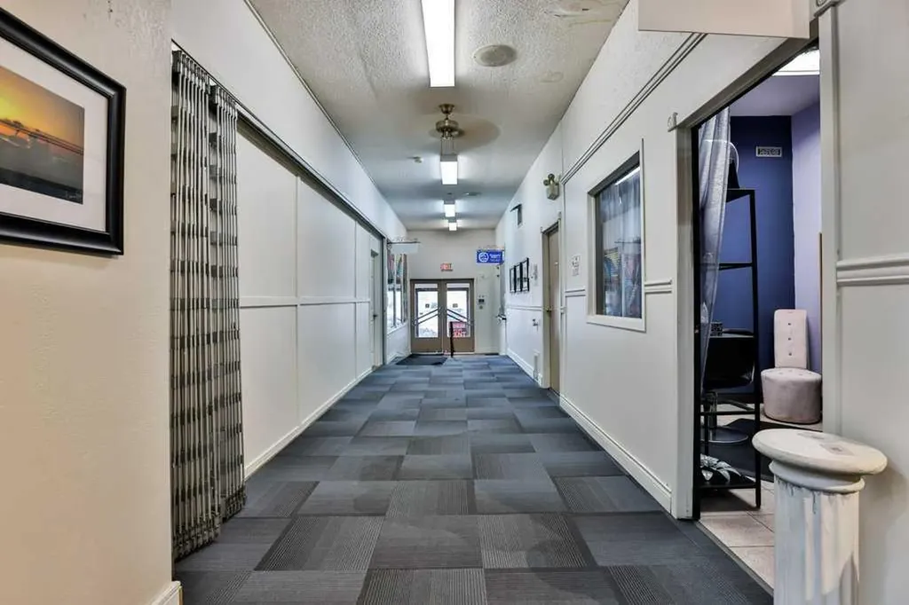 5224 48 Avenue Taber AB T1G 1S1