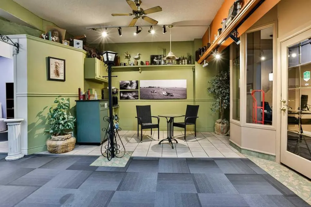 5224 48 Avenue Taber AB T1G 1S1