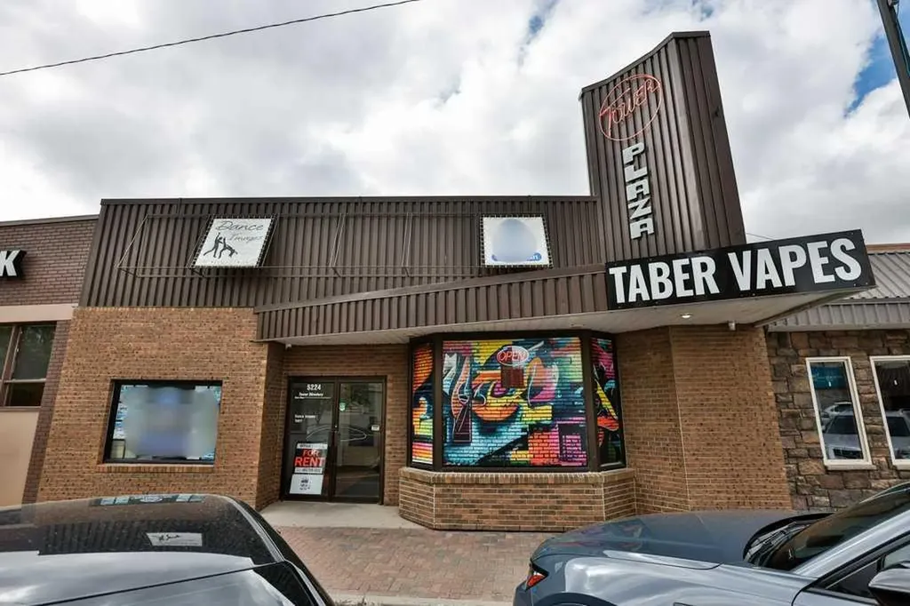 5224 48 Avenue Taber AB T1G 1S1
