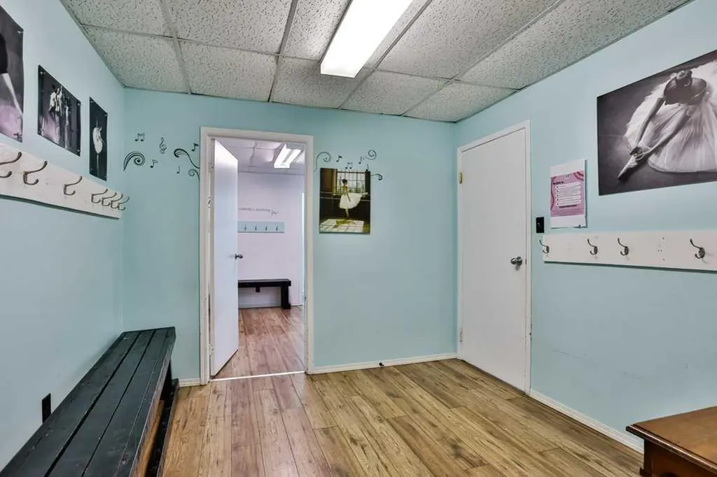 5224 48 Avenue Taber AB T1G 1S1