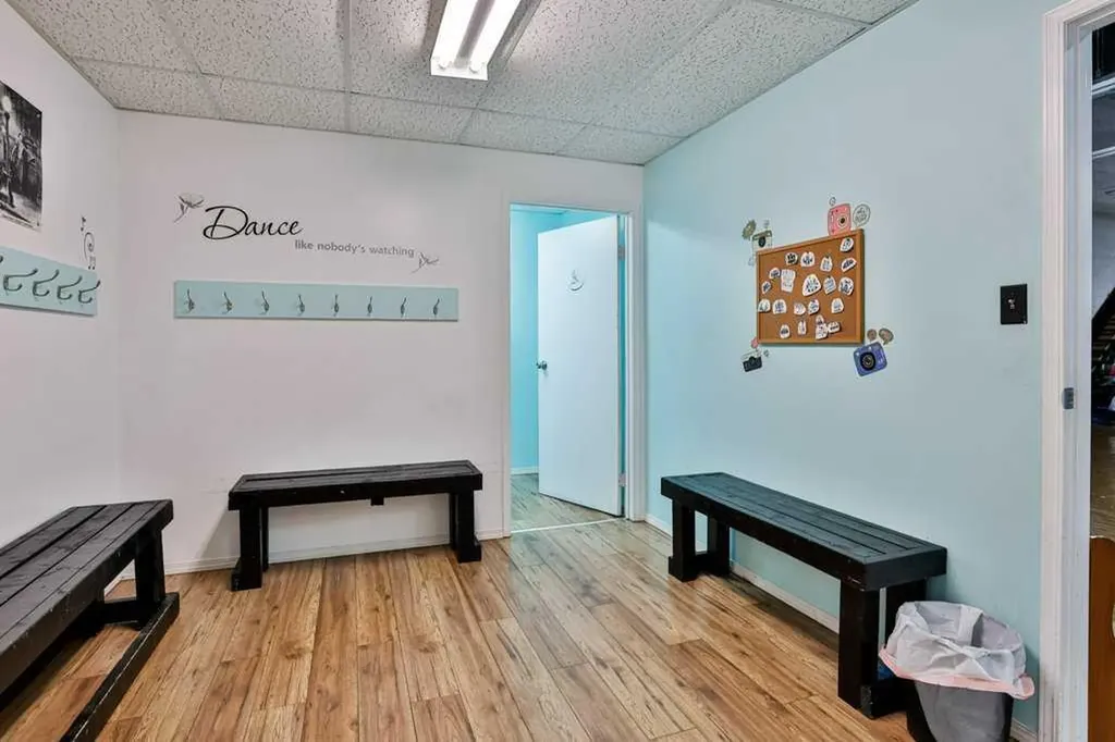 5224 48 Avenue Taber AB T1G 1S1