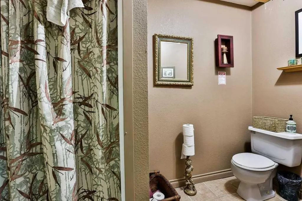 5224 48 Avenue Taber AB T1G 1S1