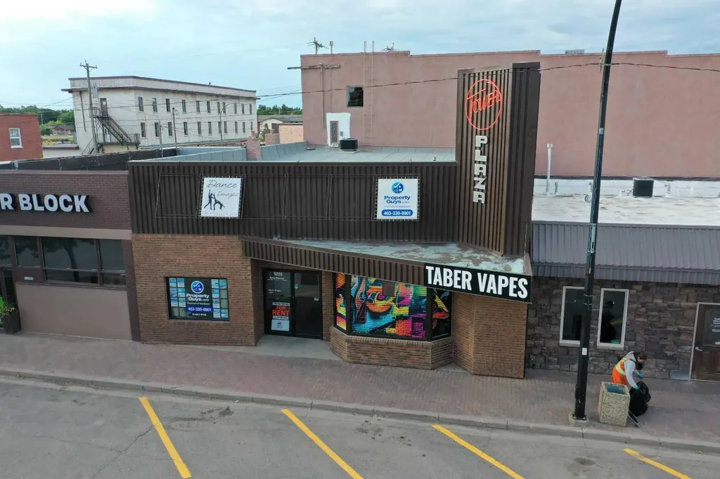 5224 48 Avenue Taber AB T1G 1S1