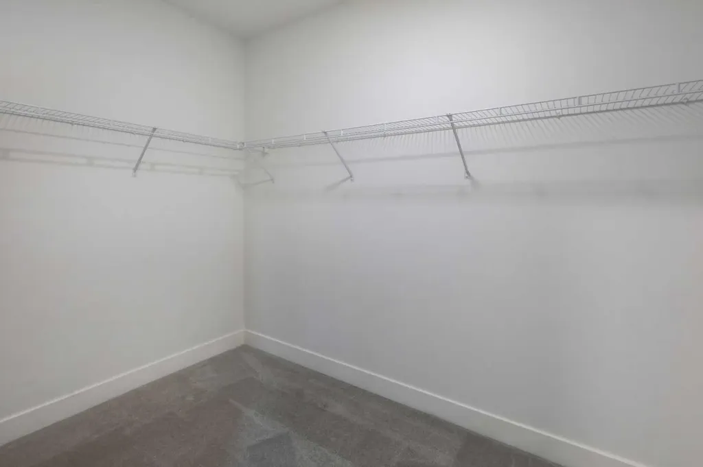 3337 41 Street SW Calgary AB T3E 3L3