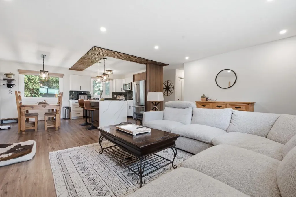 406 Edgar Avenue Diamond Valley AB T0L2A0