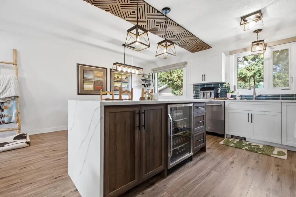 406 Edgar Avenue Diamond Valley AB T0L2A0