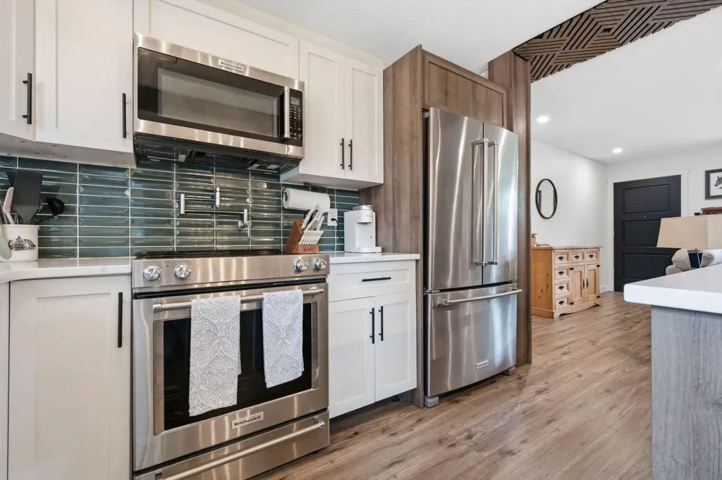 406 Edgar Avenue Diamond Valley AB T0L2A0