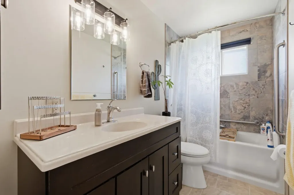 406 Edgar Avenue Diamond Valley AB T0L2A0