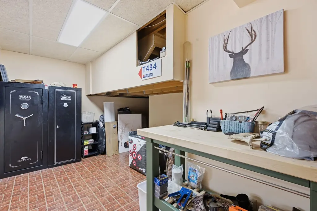 406 Edgar Avenue Diamond Valley AB T0L2A0