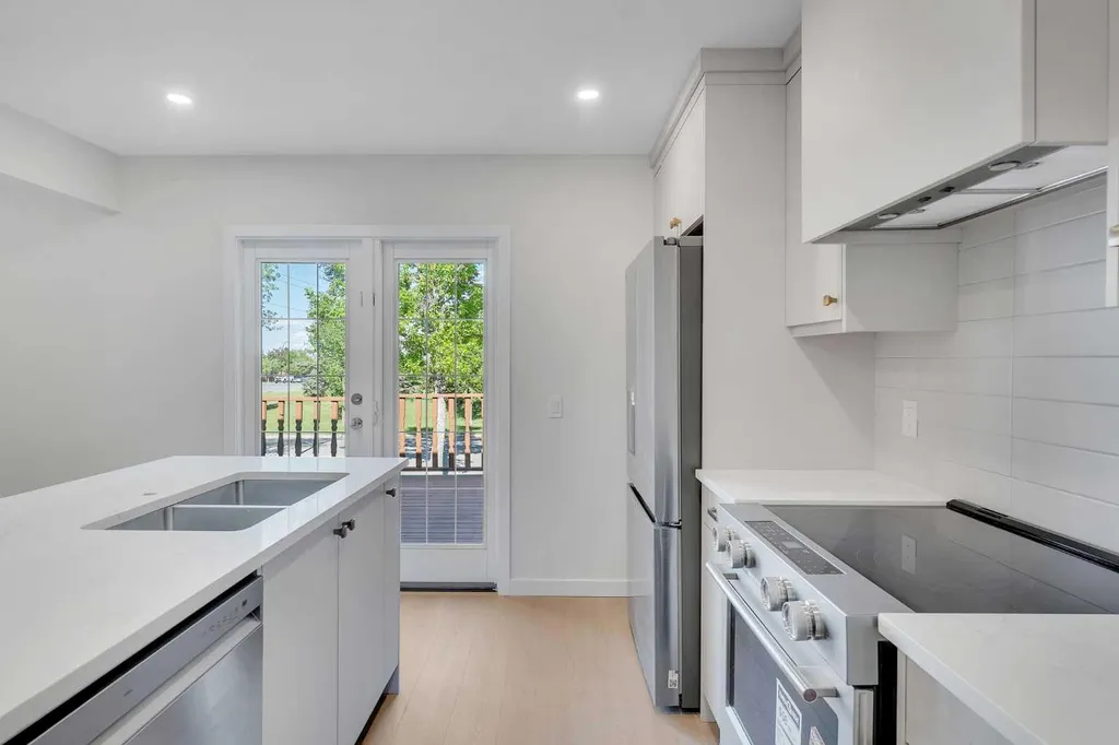 8059 Huntington Street NE Calgary AB T2K 5B8