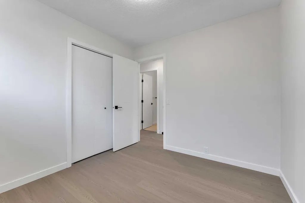 8059 Huntington Street NE Calgary AB T2K 5B8