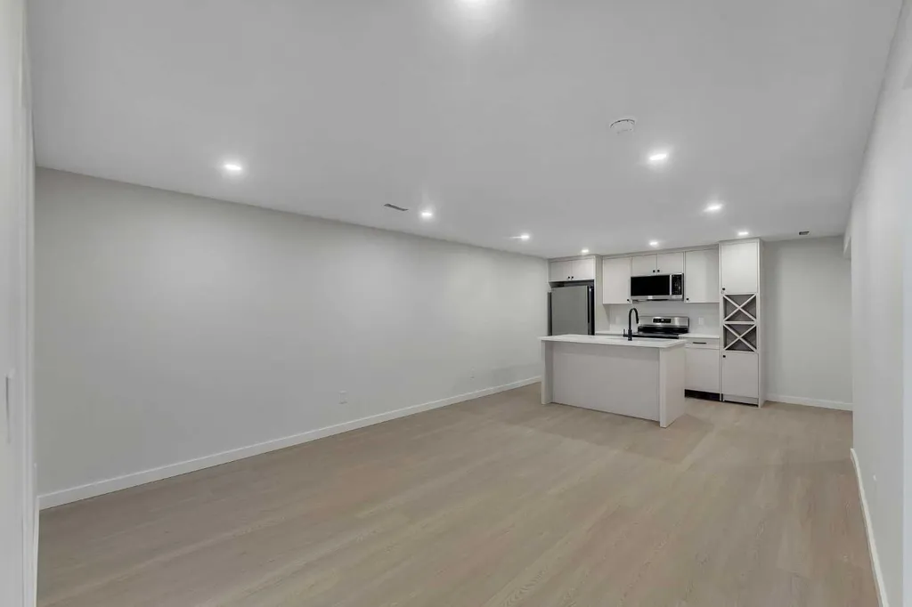 8059 Huntington Street NE Calgary AB T2K 5B8