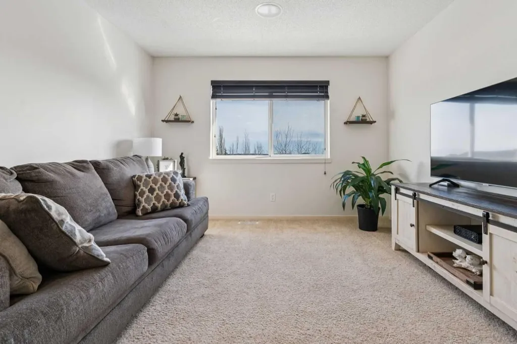 100 Sage Valley Drive NW Calgary AB T3R 0C8