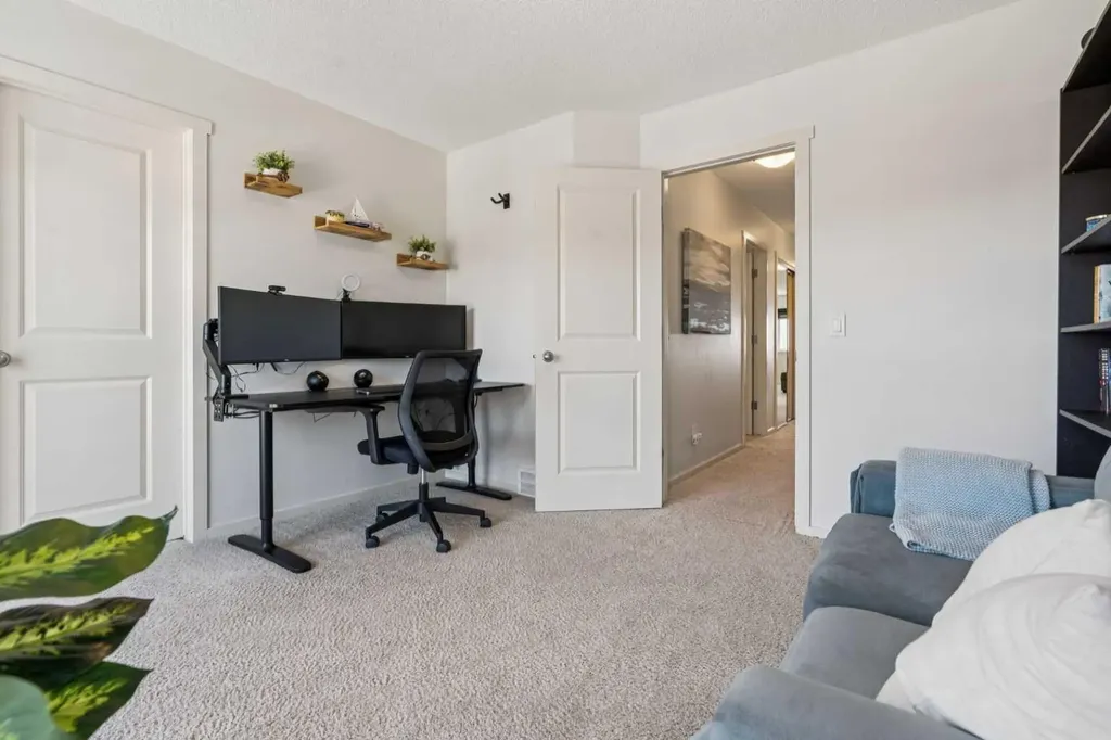 100 Sage Valley Drive NW Calgary AB T3R 0C8