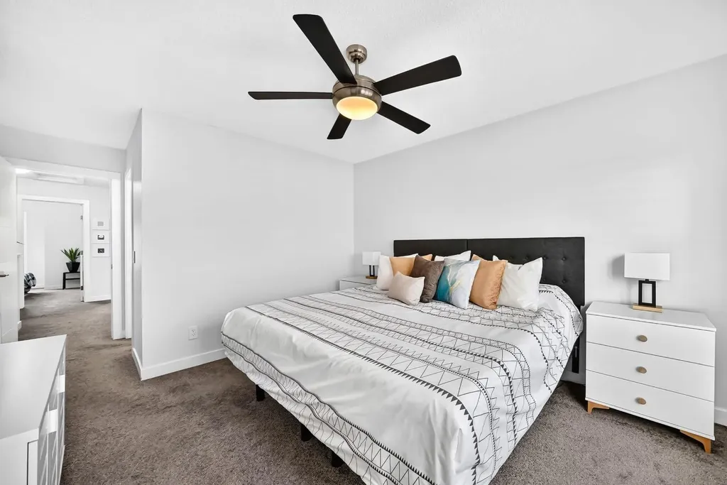 374 Nolancrest Heights NW Calgary AB T3R 0Y1