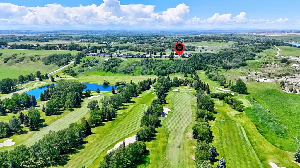 44 Cottonwood Boulevard Rural Foothills County AB T1S 4W2