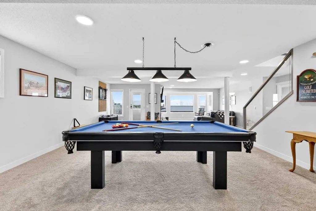 44 Cottonwood Boulevard Rural Foothills County AB T1S 4W2