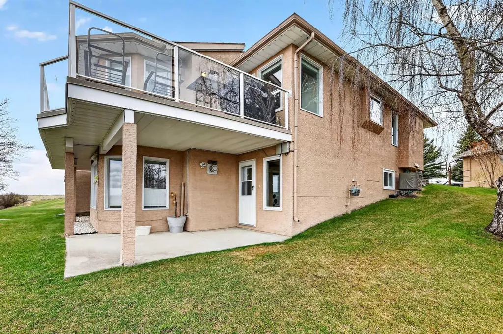 44 Cottonwood Boulevard Rural Foothills County AB T1S 4W2