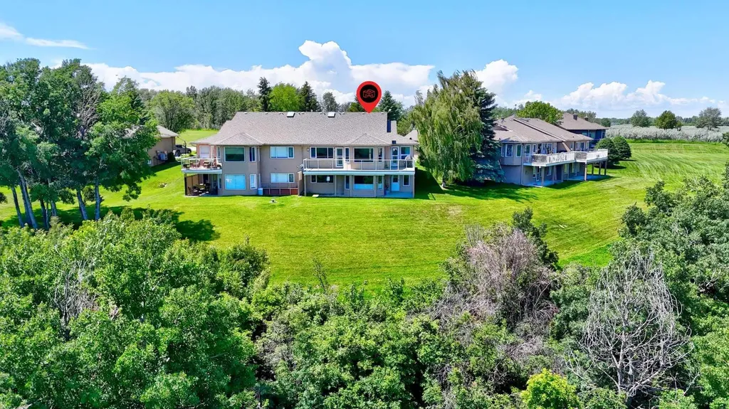 44 Cottonwood Boulevard Rural Foothills County AB T1S 4W2