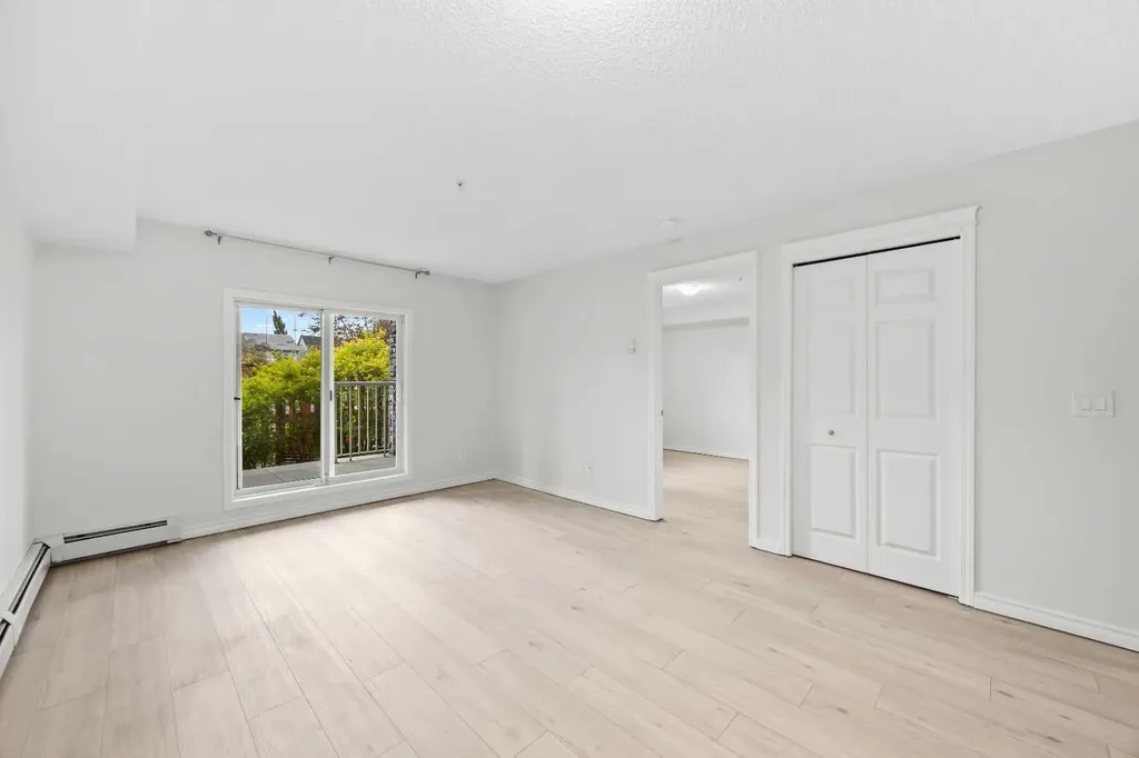 115 Prestwick Villas SE Calgary AB T2Z 0N1