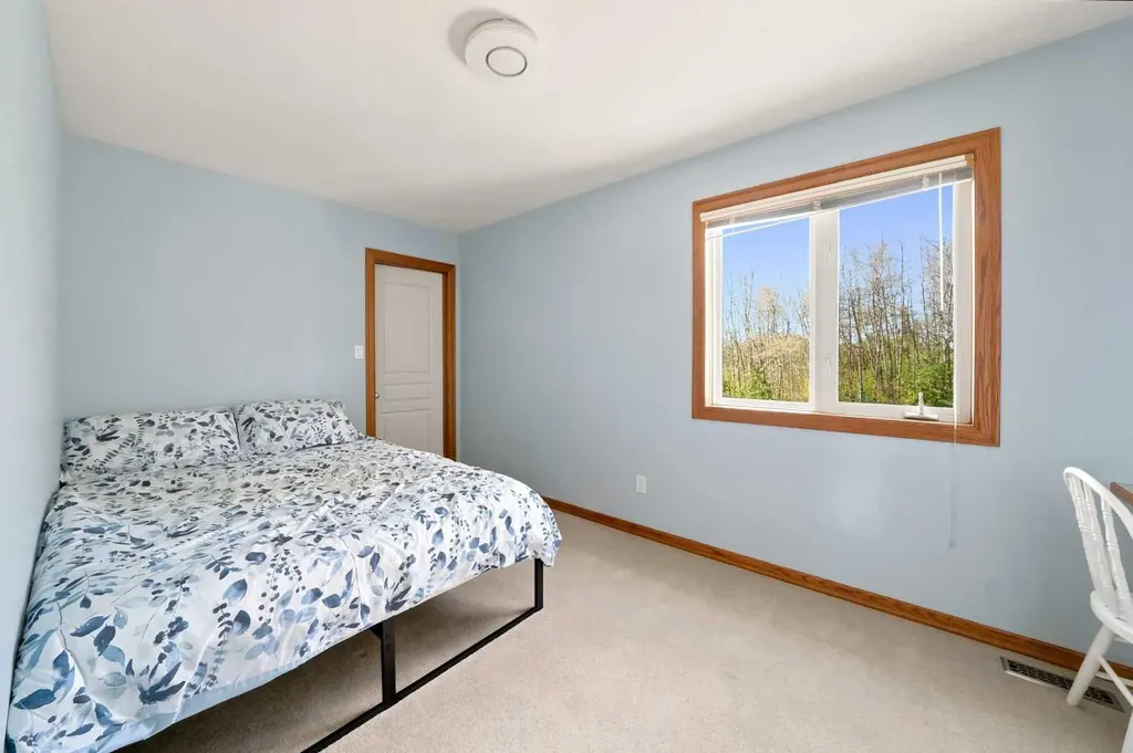 40 Owens Close Red Deer AB T4N 6Y5