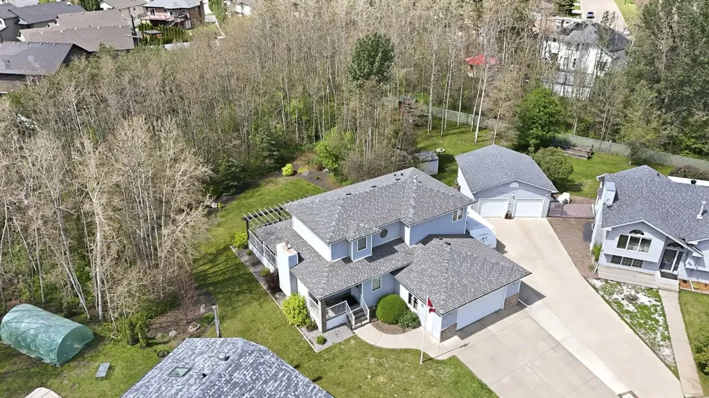 40 Owens Close Red Deer AB T4N 6Y5