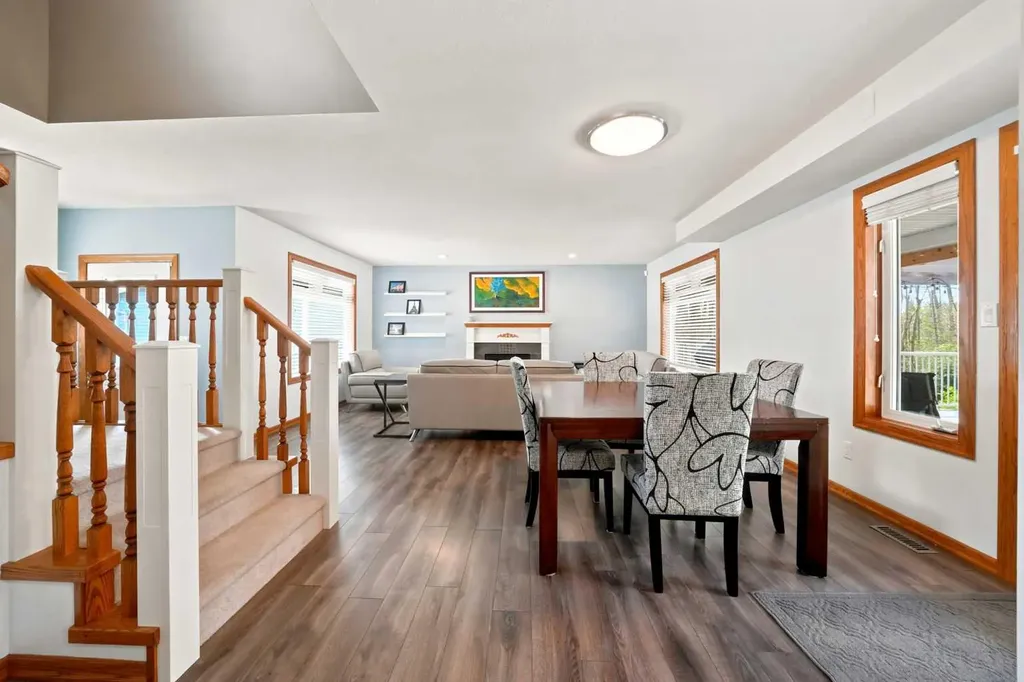 40 Owens Close Red Deer AB T4N 6Y5