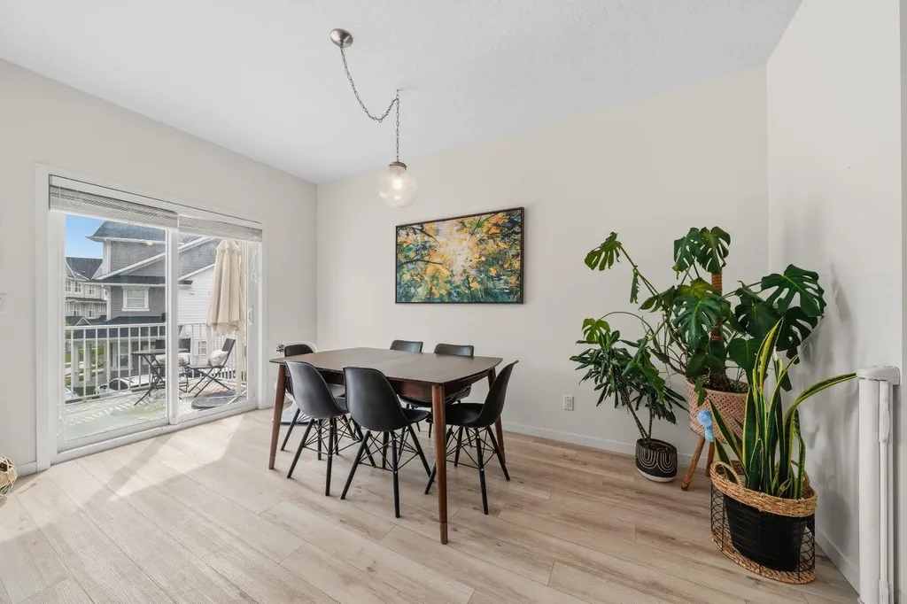 418 Copperstone Manor SE Calgary AB T2Z 5G3