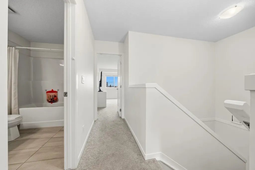 418 Copperstone Manor SE Calgary AB T2Z 5G3
