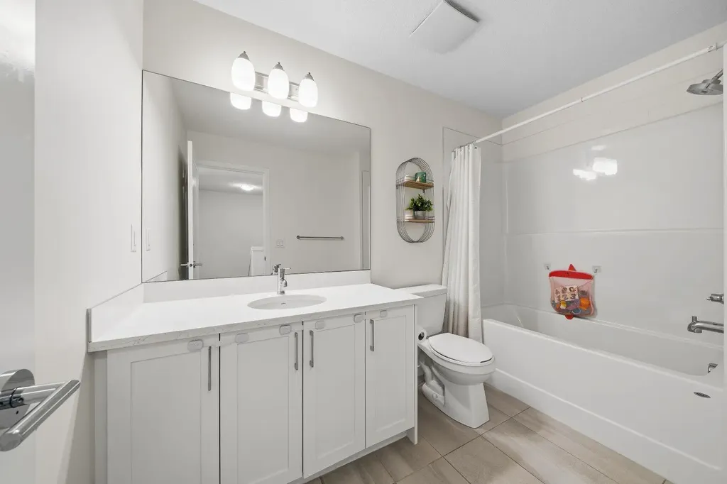 418 Copperstone Manor SE Calgary AB T2Z 5G3