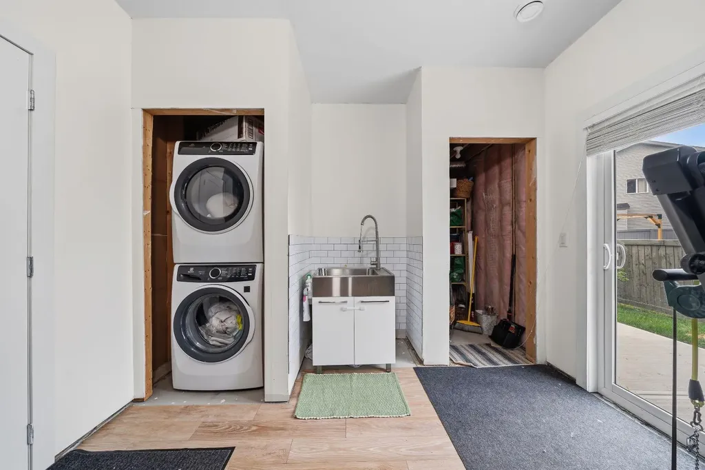 418 Copperstone Manor SE Calgary AB T2Z 5G3