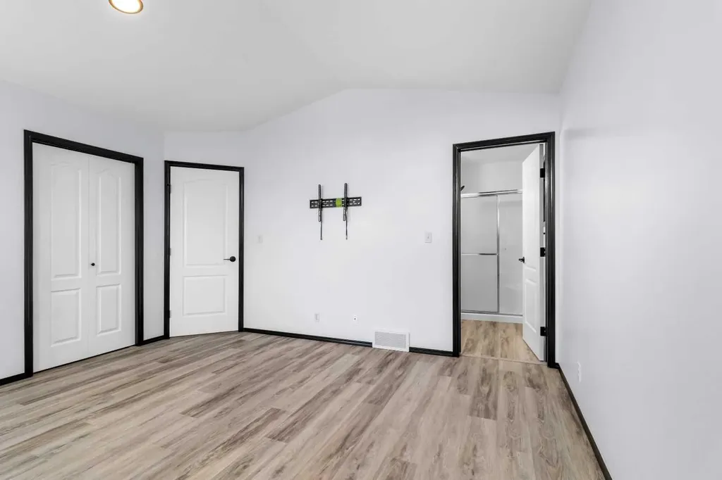 61 Premiere Crescent Blackfalds AB T0M 0J0