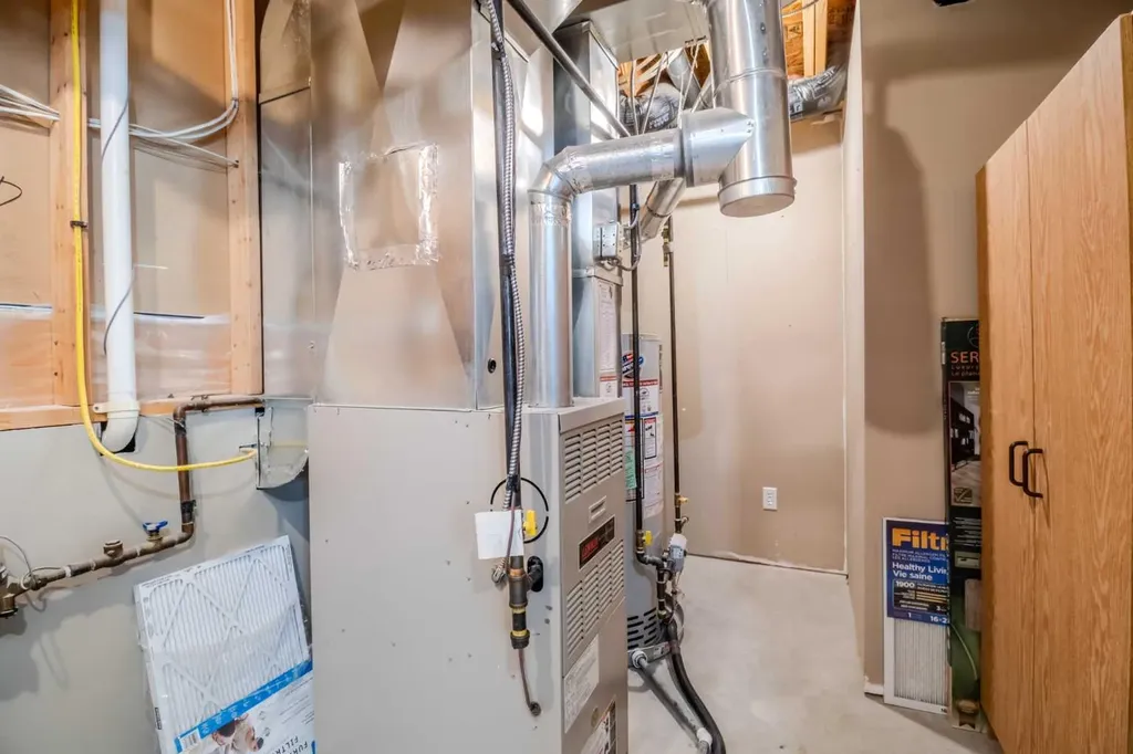 61 Premiere Crescent Blackfalds AB T0M 0J0