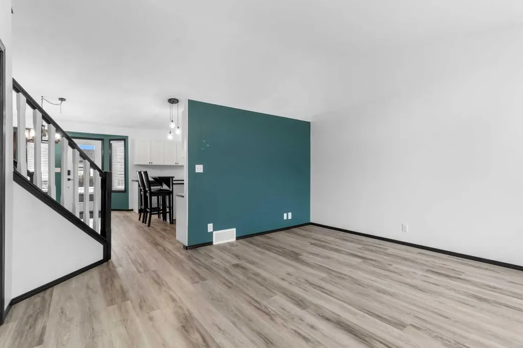 61 Premiere Crescent Blackfalds AB T0M 0J0