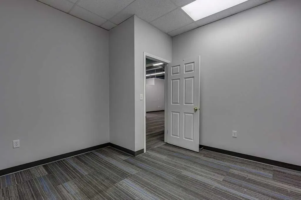 4807 50 Avenue Red Deer AB T4N 4A5