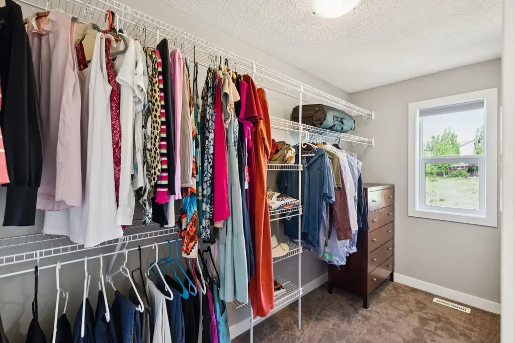 267 Sunset Point Cochrane AB T4C 0K9