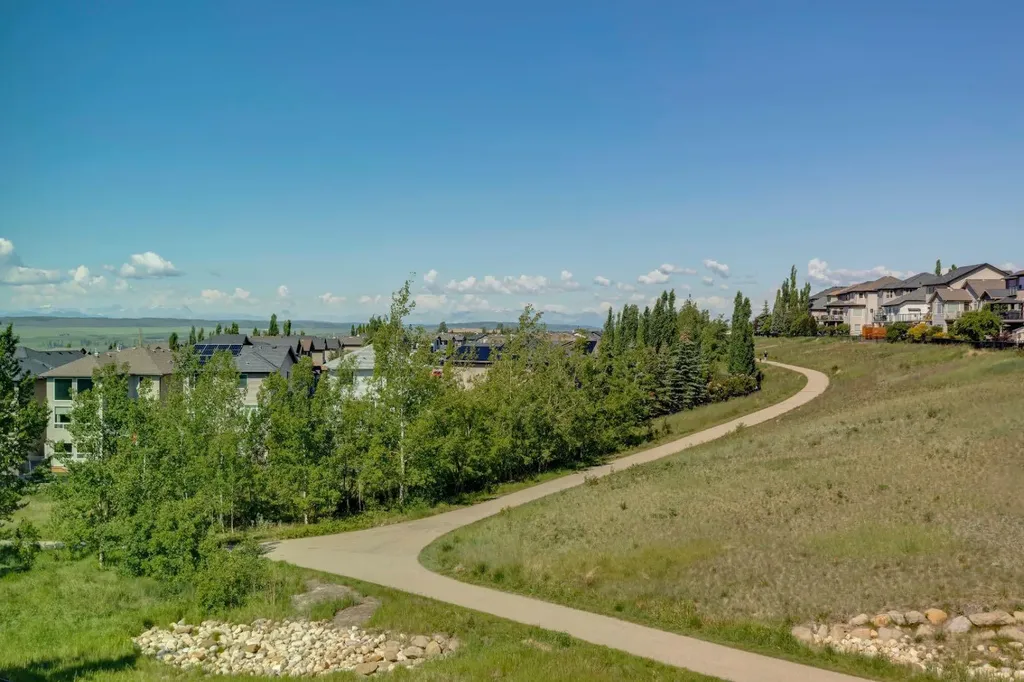 267 Sunset Point Cochrane AB T4C 0K9