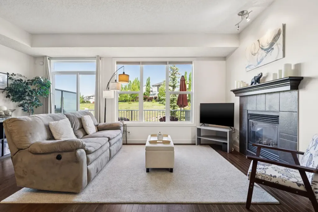 267 Sunset Point Cochrane AB T4C 0K9