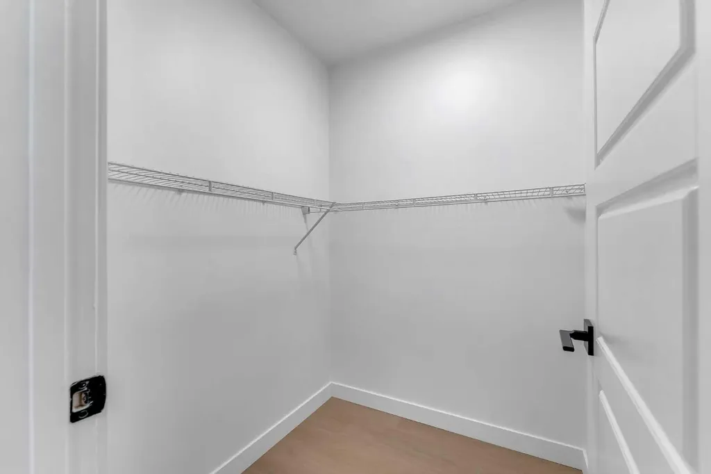 29 Douglas Glen Crescent SE Calgary AB T2Z 3M6