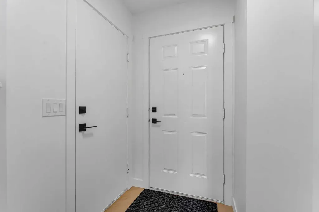 29 Douglas Glen Crescent SE Calgary AB T2Z 3M6