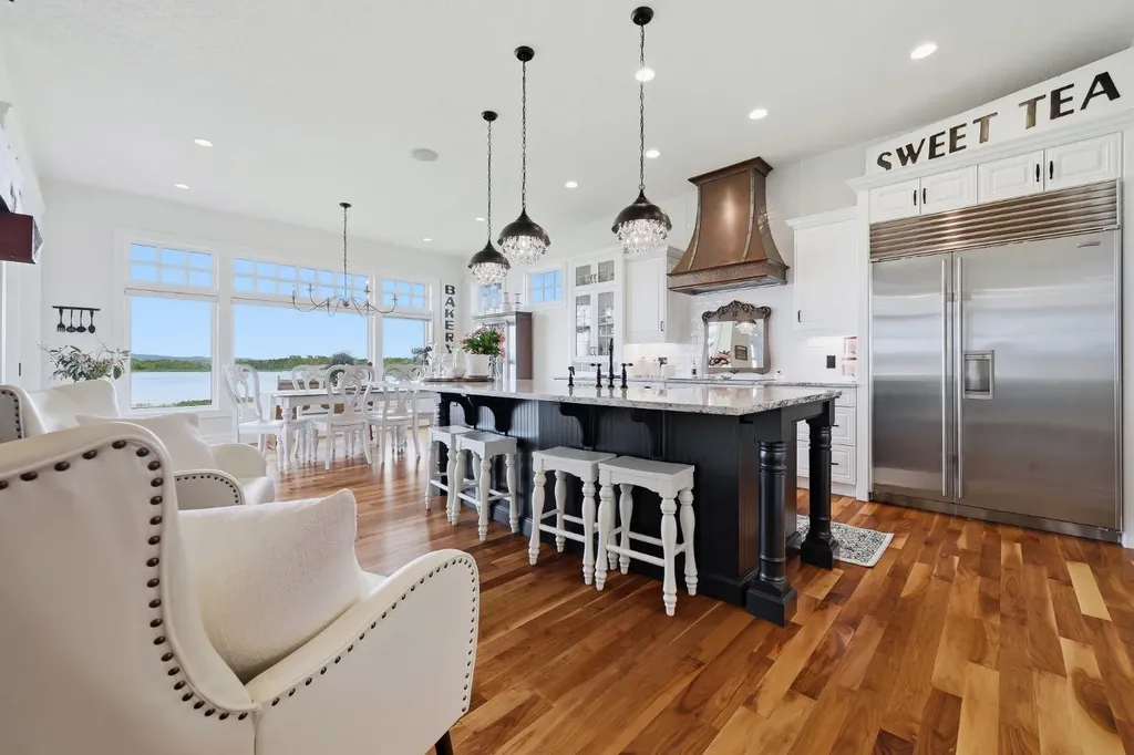 527 Montclair Place Rural Rocky View County AB T4C 1A8