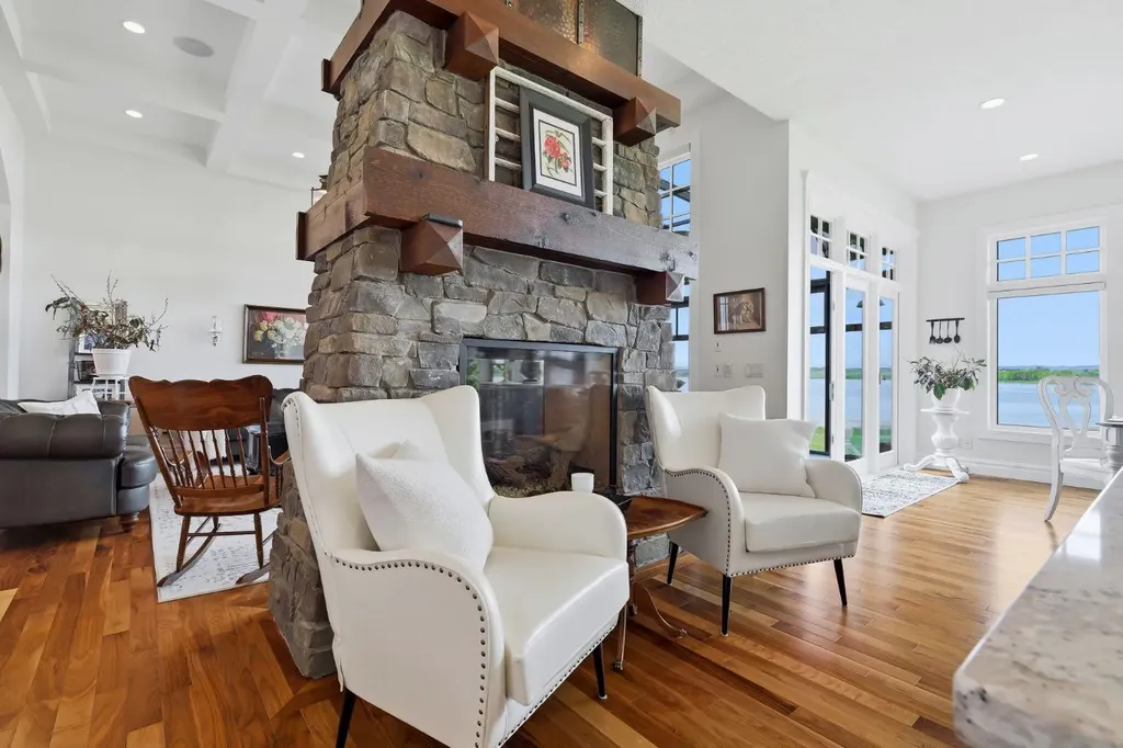 527 Montclair Place Rural Rocky View County AB T4C 1A8