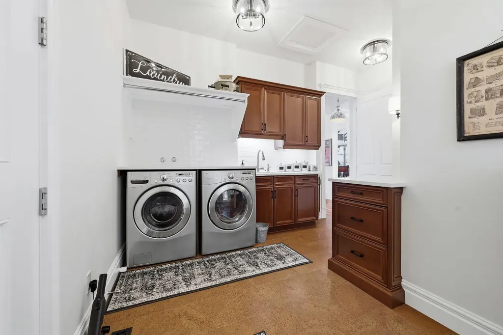 527 Montclair Place Cochrane Lake AB T4C 1A8