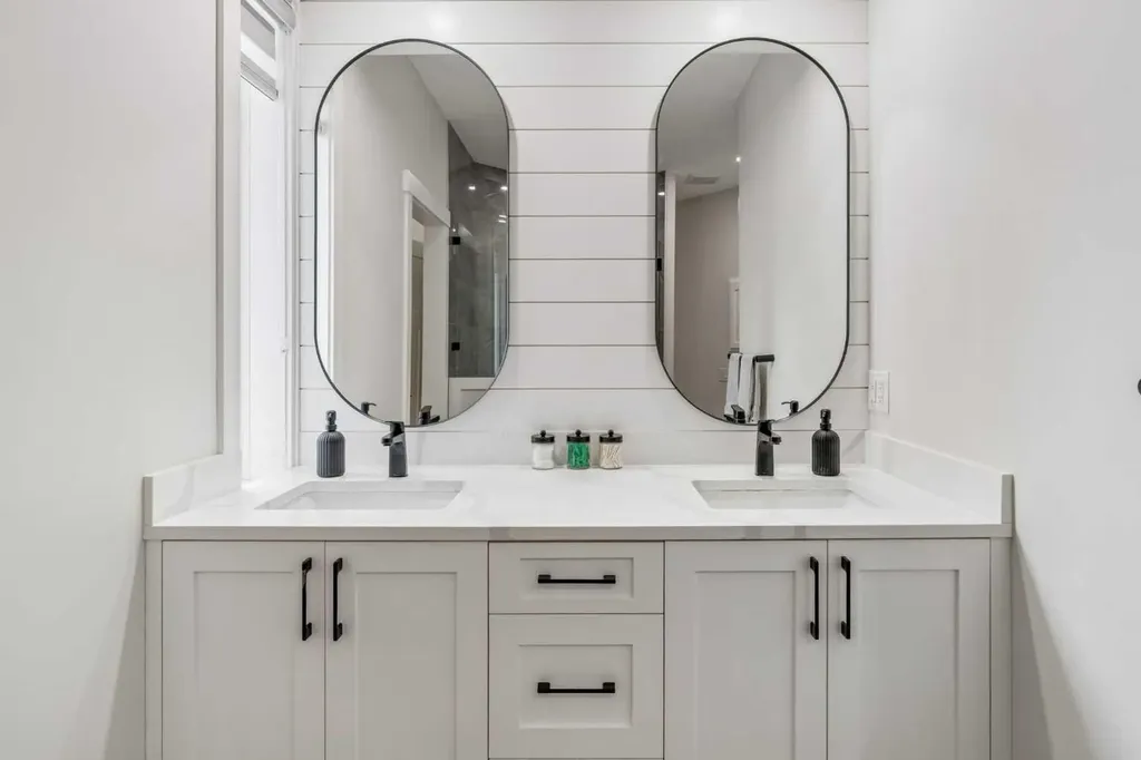 38 Cranleigh Common SE Calgary AB T3M 1G5