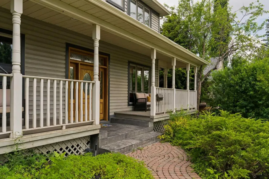 3229 2 Street SW Calgary AB T2S 1T5