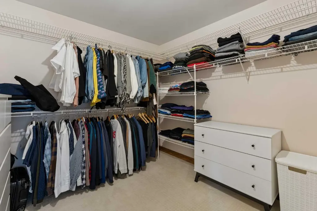 3229 2 Street SW Calgary AB T2S 1T5