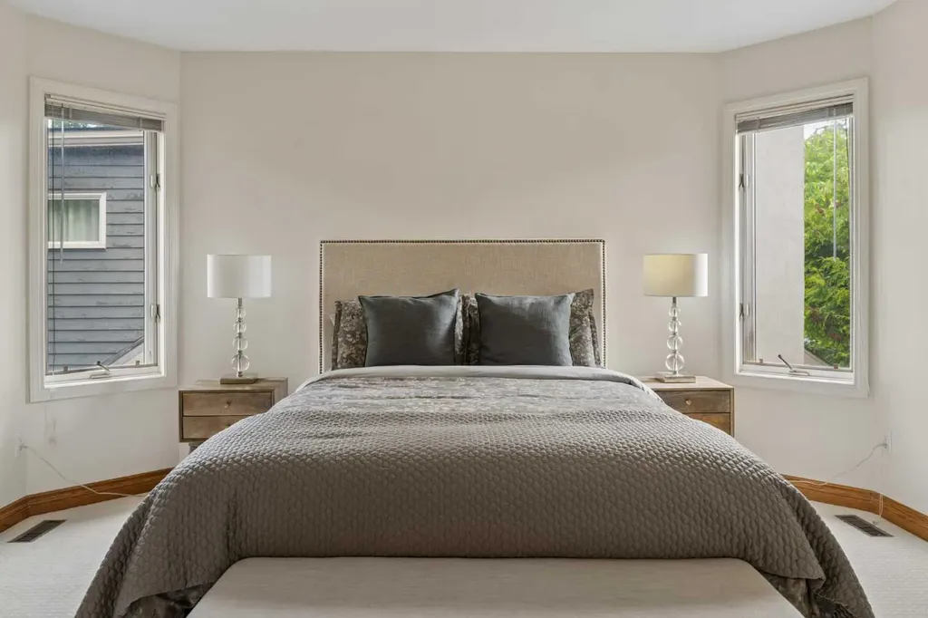 3229 2 Street SW Calgary AB T2S 1T5