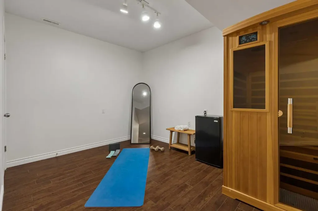3229 2 Street SW Calgary AB T2S 1T5